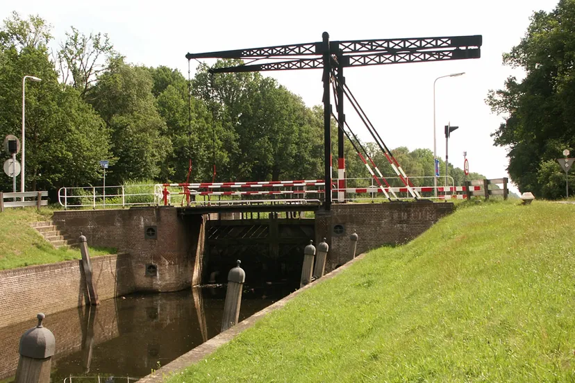 n0itxvvyf5a99tu409yzv3zar reutum kanaal almelo nordhorn