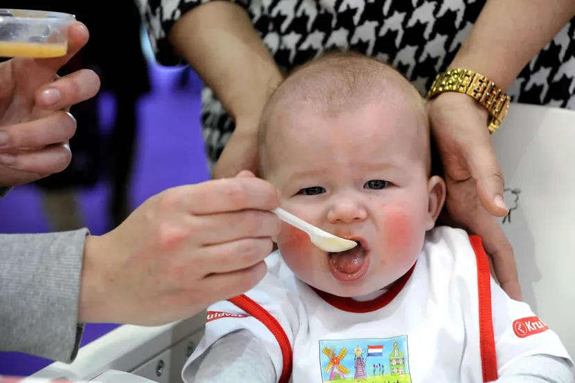 n2skdmybvnuci1ajl6tkiu7cb baby rein van zanen