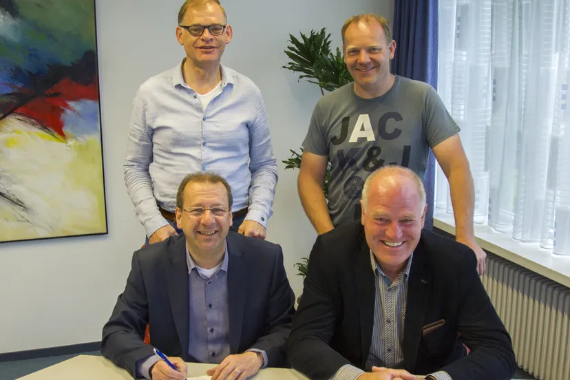 notaris oprichting stichting glinsterend tubbergen