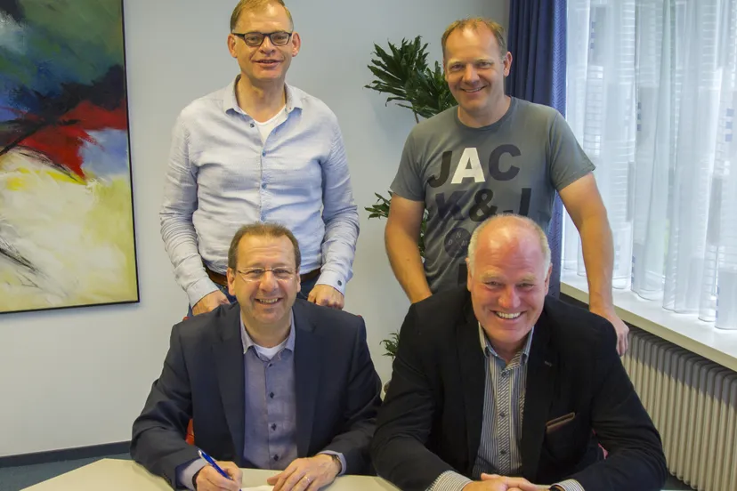 notaris oprichting stichting glinsterend tubbergen