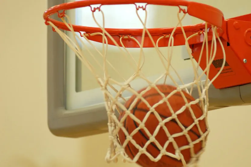 os5qla6sy0bgtl4ejkp12bhxp basketbal