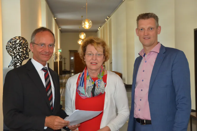 overhandiging vragen