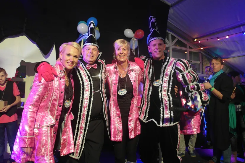 pi9m9800qn27zhvhrrr8zks0b de dubbelkiekers 2