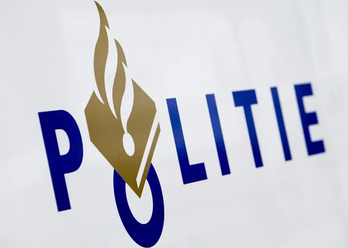 q15amqyxf5cuad3owl44rxpqq politielogo