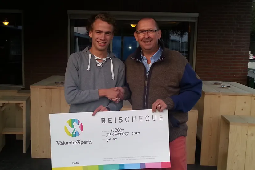 qmp6fko8hpm1tpogb94r56326 20140822203231