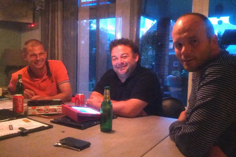 r4ic1av6935rdlmk7veldve2h 2014 08 12 21