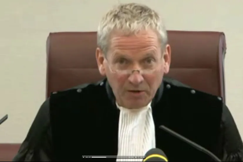 rechter rechtbank rechtszaak