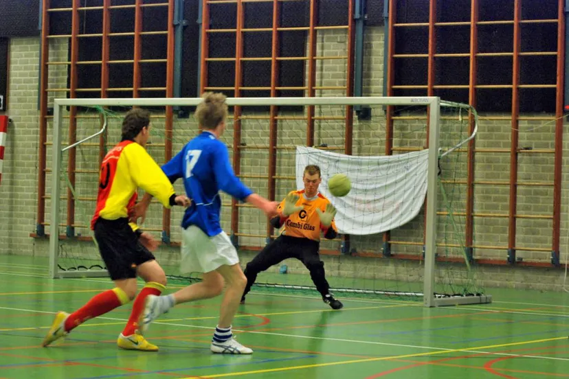 rhmtm0nyy7r51d9hlspu3zqfr zaalvoetbal