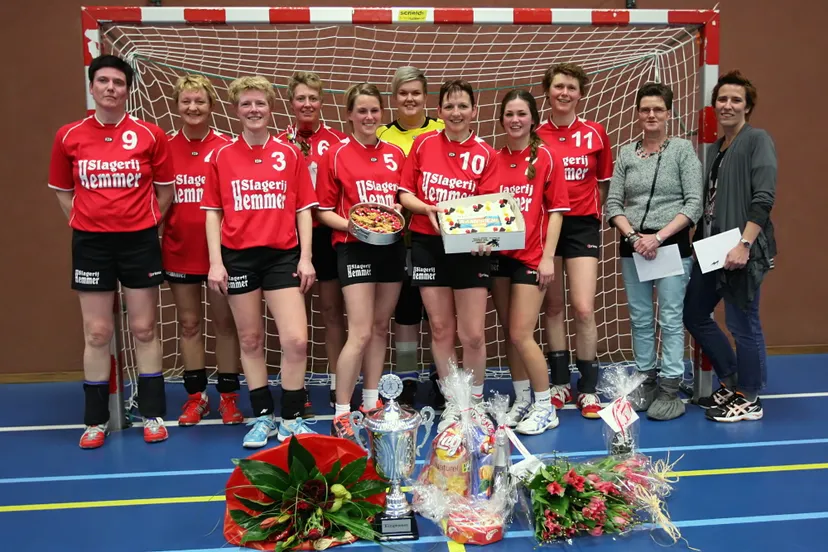 rkmjdm51po96ldnczkd29drk4 hb stevo recreanten foto cb 160a