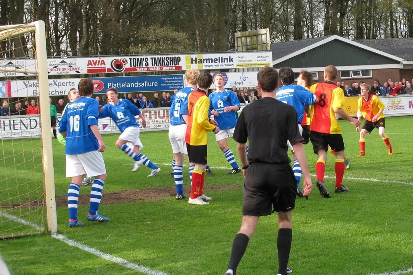 sf3g2crr6gi04otnw8597yw41 stevo tvc 1