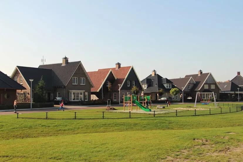 t7iyil3xe0fyevi99u6lqqkg5 geesteren wijk