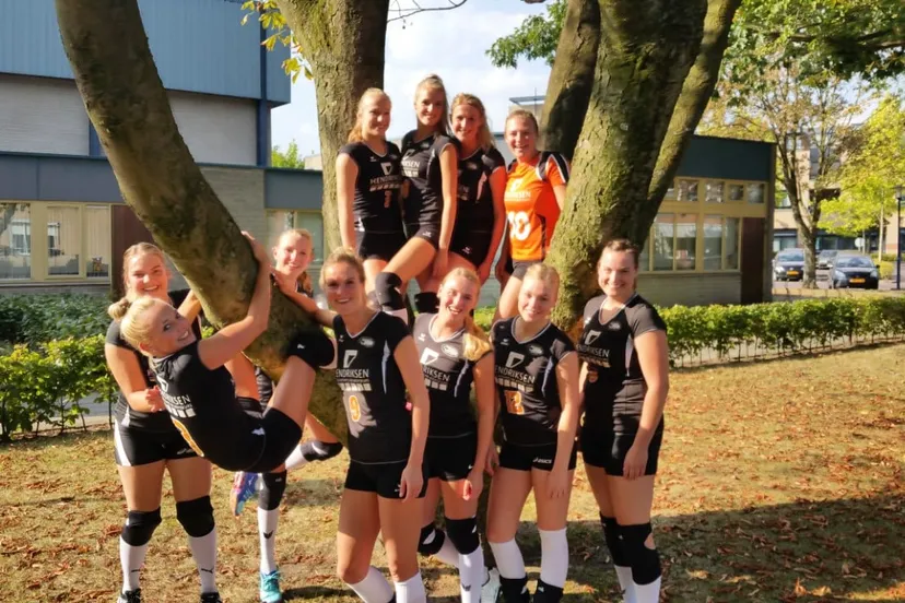 teamfotodynamo2016 17