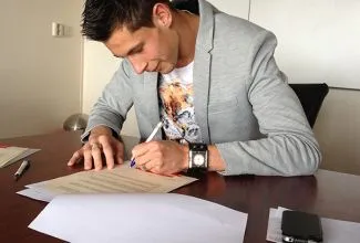 u0dq9mfb8w62za220r1du6xlp 33422ruben lucas