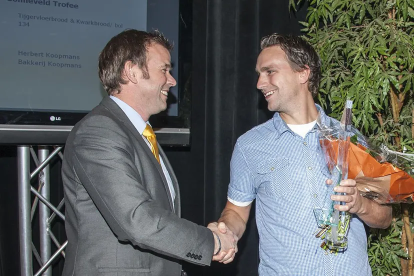 uh2ox5dyuvuumzztof37j8f4j 189075