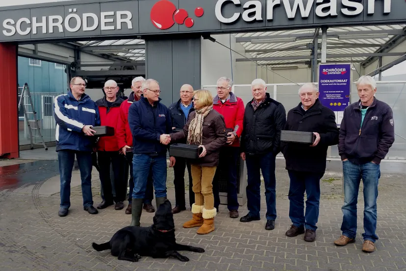 uo608x2m164g1zakgdahiyl1i 20141202131037