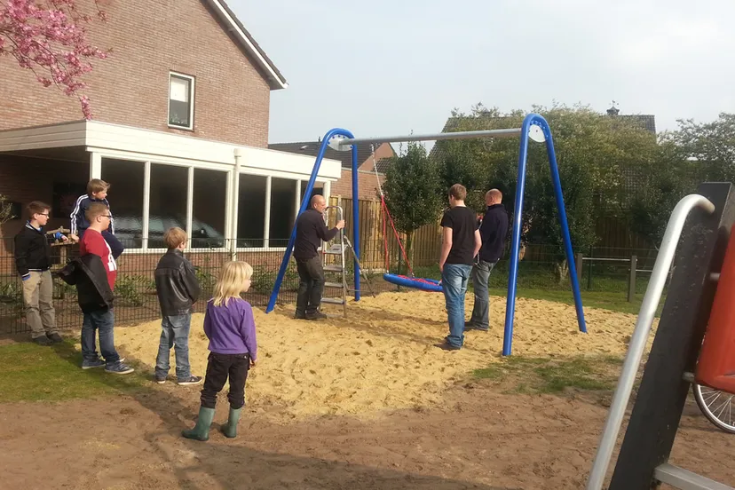 uudv3q7eja2n1r4m5jekn96ae 2014 04 05 17