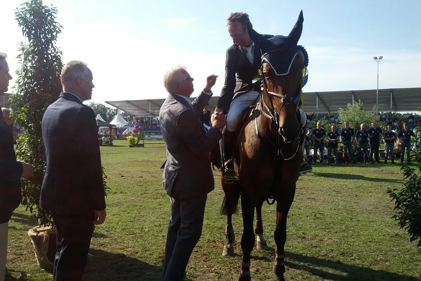 vcrqriruyot9uu8zyau4o69pg 2013 07 07 17