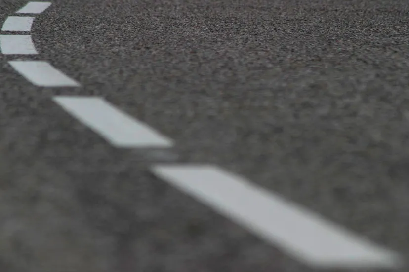 wwusye34acbs1ngbjqoe495ru asfalt