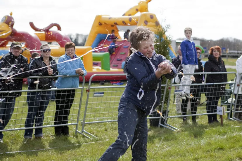 xunbc83cik3v4feml1totl6kj nk eieren gooien