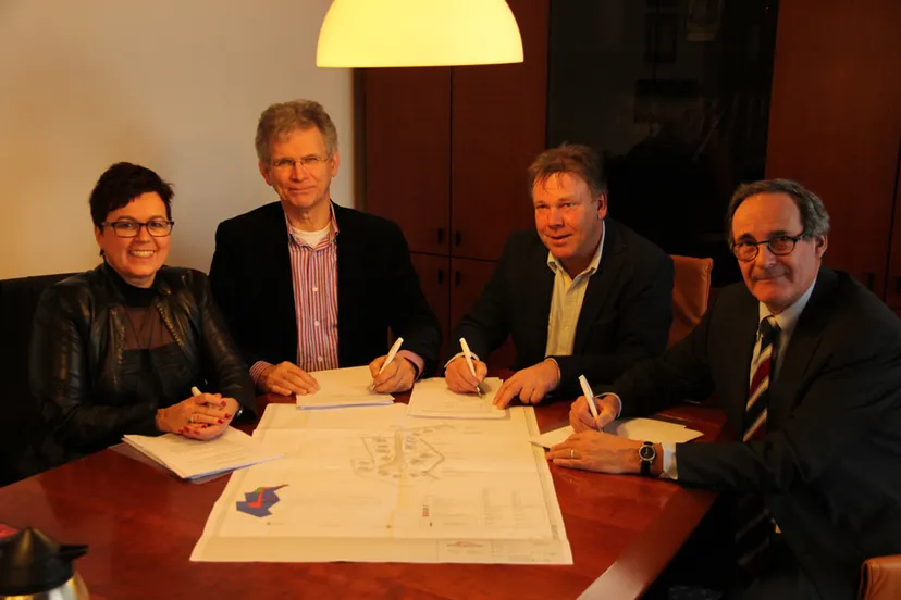 xxin9o4n9mdh6h9x31ndr594q ondertekening