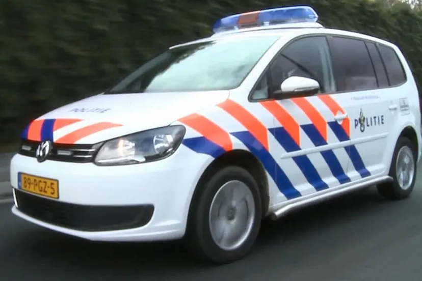 yuekcydv9dpskzx2lod96jf5v politieonderweghulpdienst112alarmnummerdienstwagen
