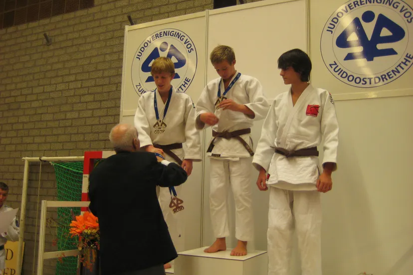 zfclxb8nzkggnuxs5blk77xle 92424