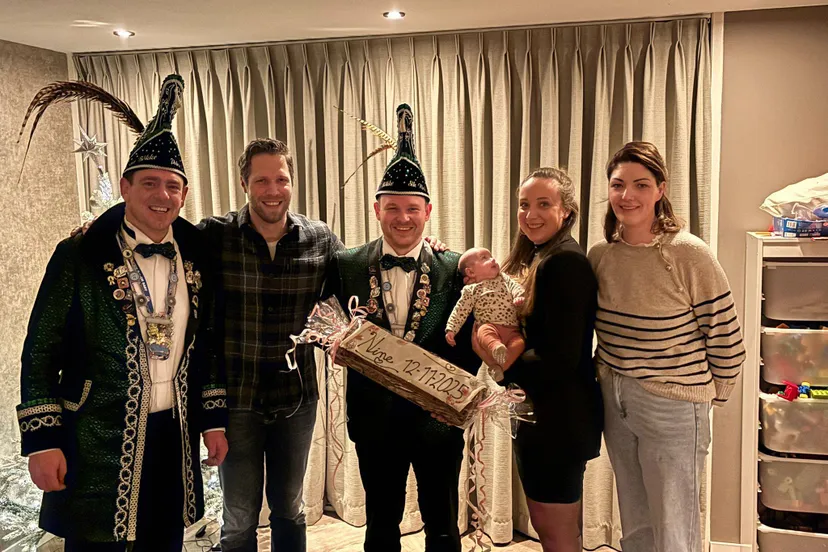 8228257e-8f33-4988-9882-b70edfe92c6e