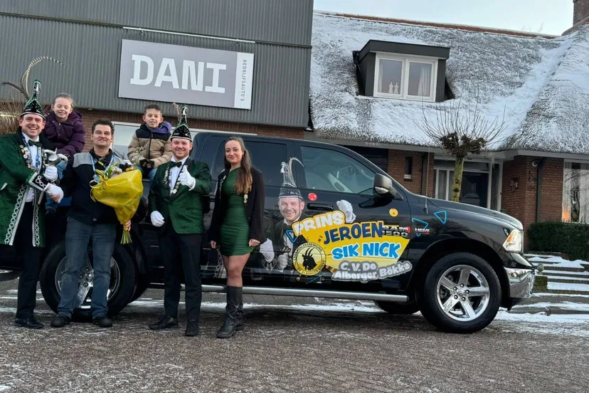 eb27dd38-dff3-4788-8795-54928599999d