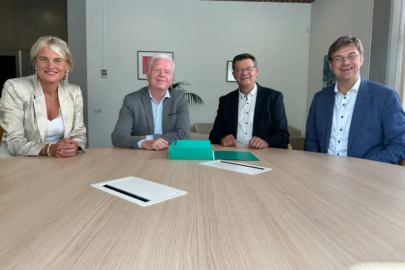 Foto v.l.n.r. Marjana van Belkum - Rob Olde Kalter - Frank Niens - Menno Both