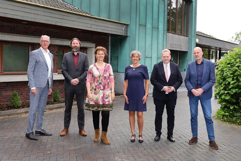 directeur krista walter van kennemerwonen en wethouders wonen en klimaat van de gemeenten bergen uitgeest castricum en heiloo kopie