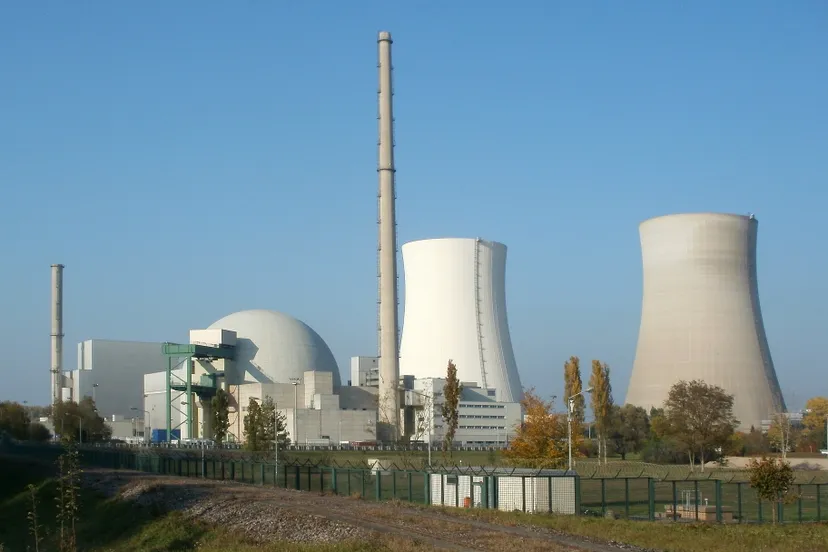 nuclear power plant 837823 1920 pixabay