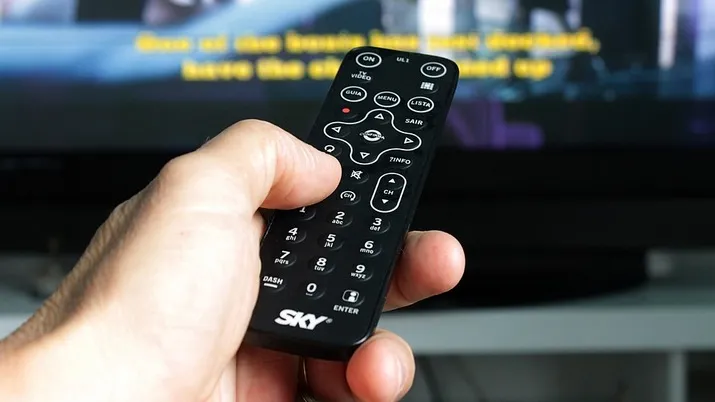 tv remote control facility indulgence electronic 2717777