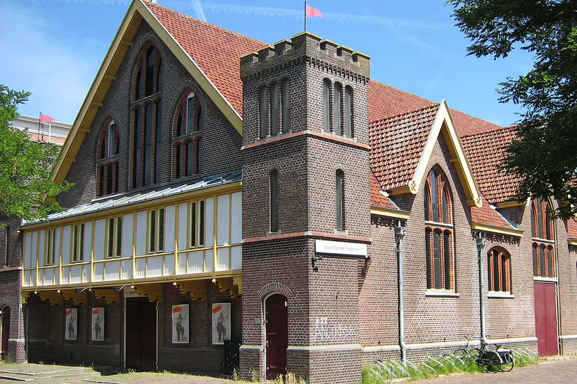 1024px de paardenkathedraal te utrecht