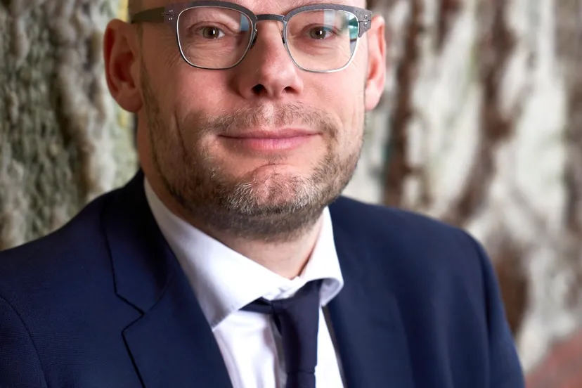 1524737430 roelof bleker 1 2