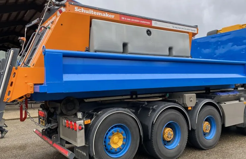 1e cirulaire zoutstrooier