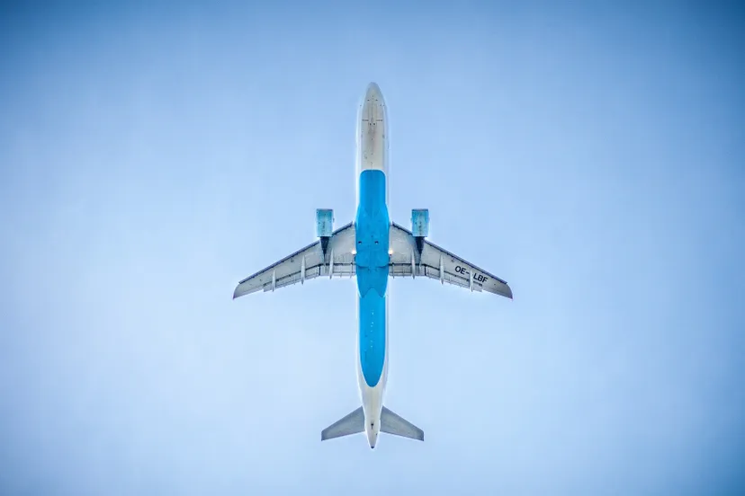 airplane 983991 1920