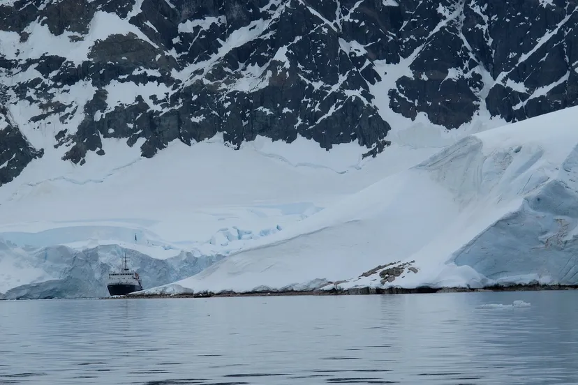 antarctica 940550 1280