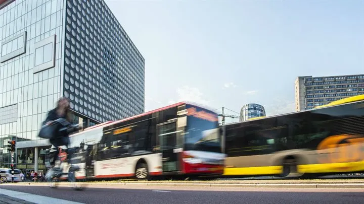 bussen uov en syntus