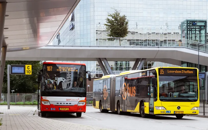 busstation utrecht centraal