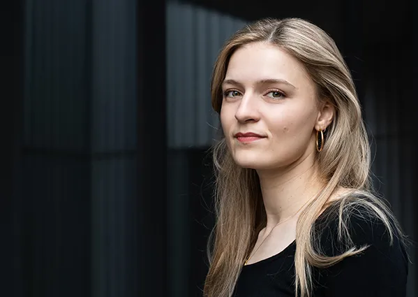 chiaraschonfeld 3 kopie c 72 dpi