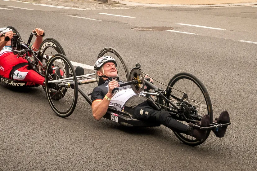 cyclist g0d49536cb 1920