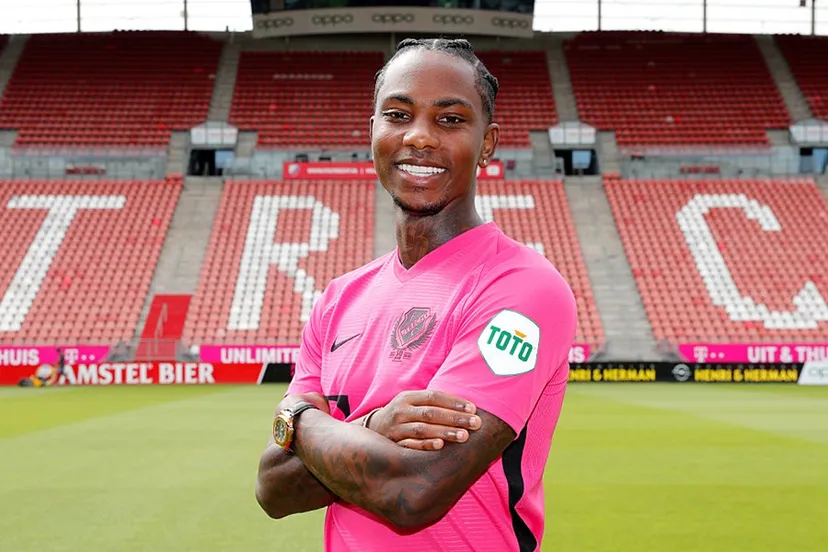 eljero elia
