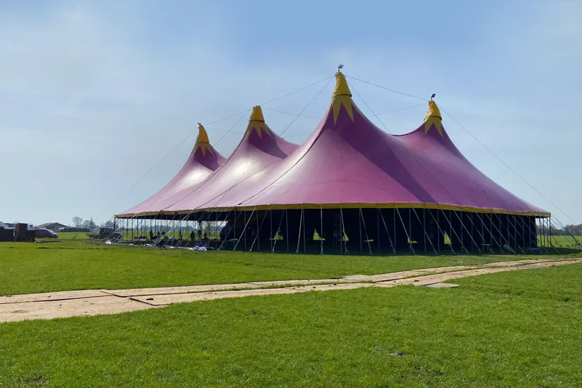 foto feesttent xxl pimpelpaas feestival in utrecht