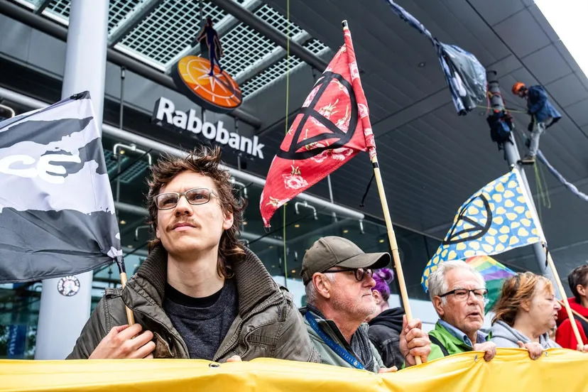 gp0stxyky medium res