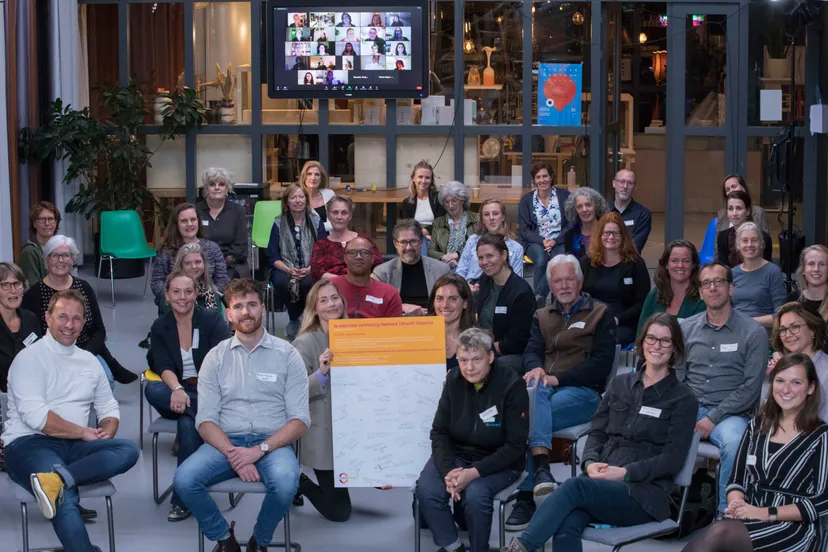 groepsfoto ik doe mee verklaring 4 okt 2021 fotograaf eddy steenvoorden