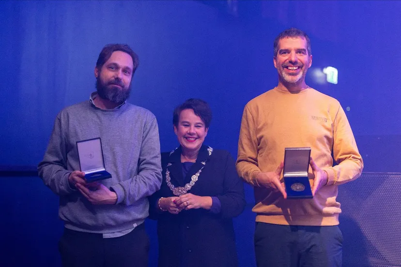 maartenspenning voor gijsen en van heur