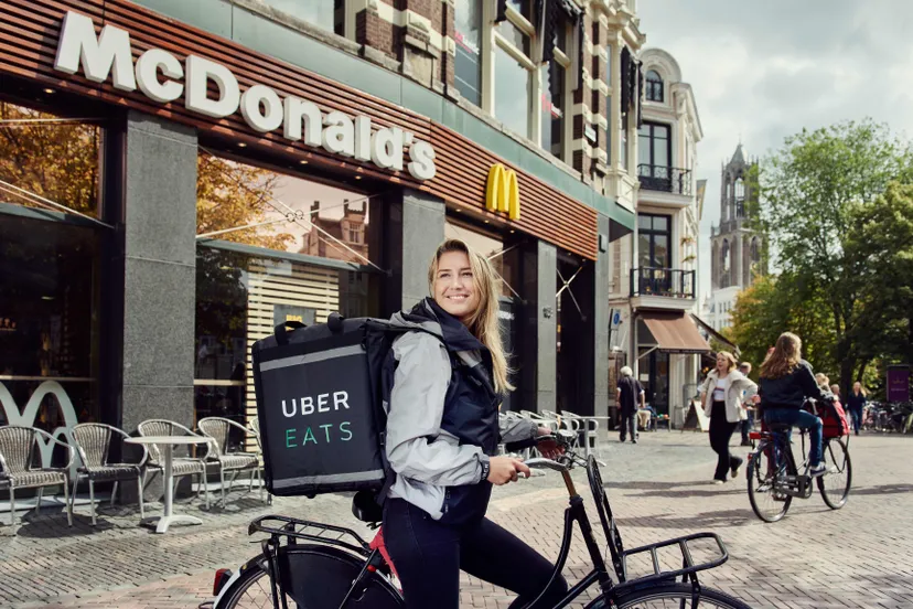 mcdonalds start met mcdelivery in utrecht