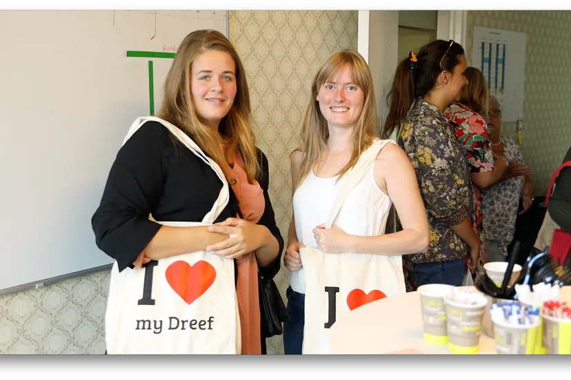 portaal bijeenkomst nieuwe bewoners met het welkomstpakket