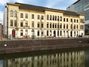 staffhorstpand met tivoli 300x225