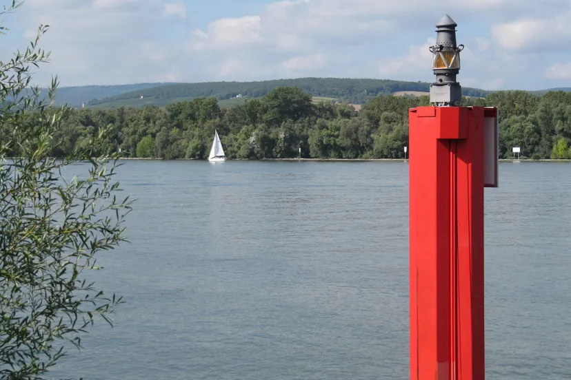 water filling station 1729346 1920